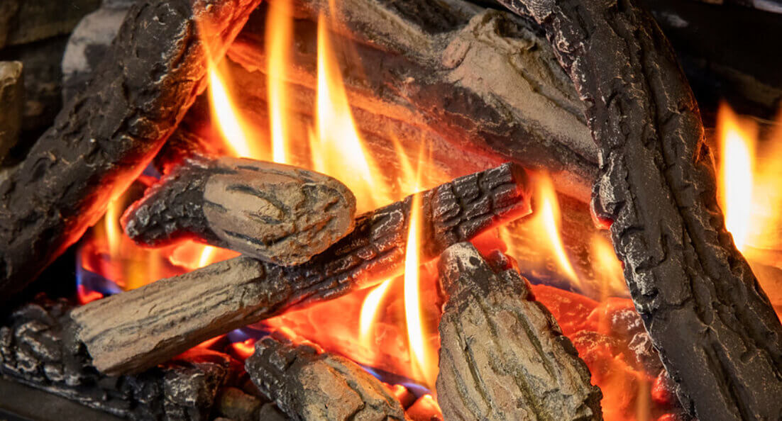Decoration for ethanol fireplaces