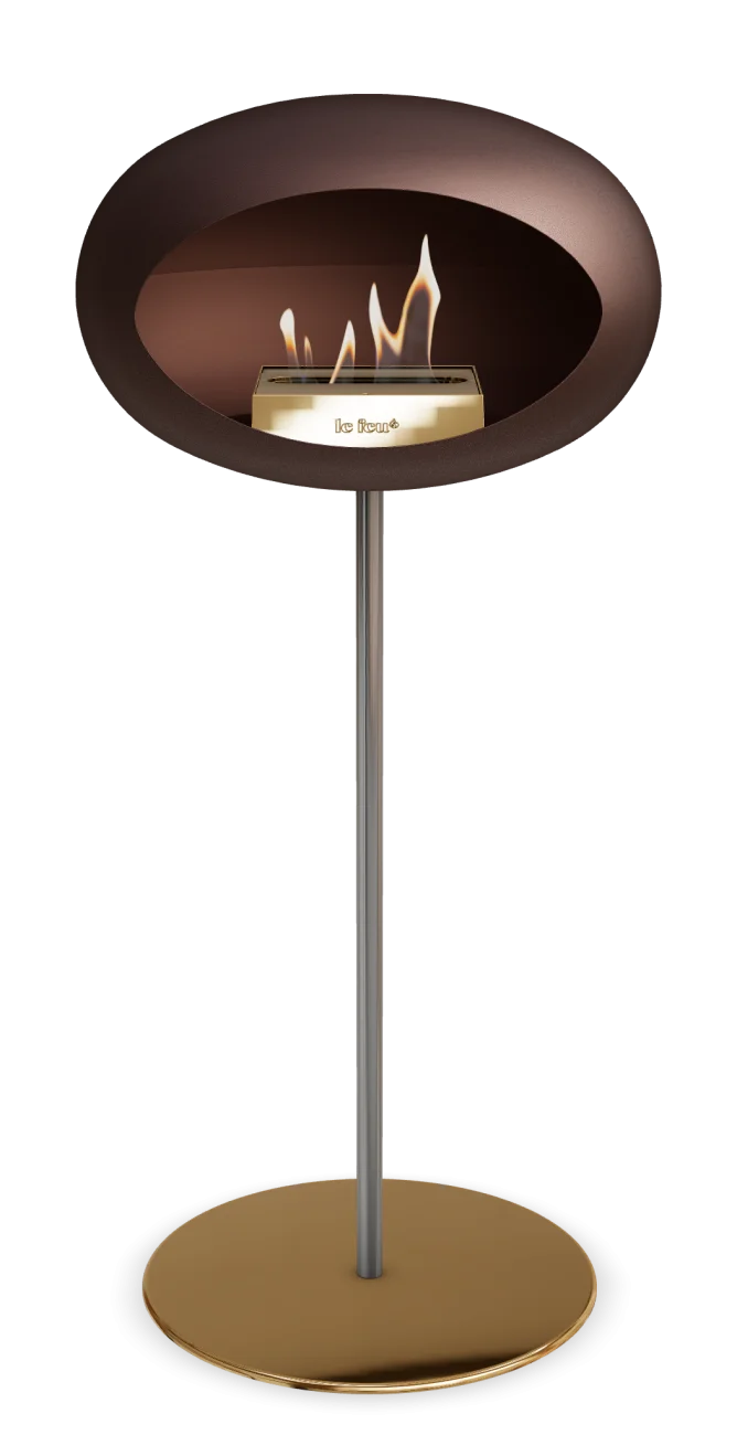 Freestanding Le Feu Dome High Steel bioethanol fireplace in mocca with modern design and cozy flames.
