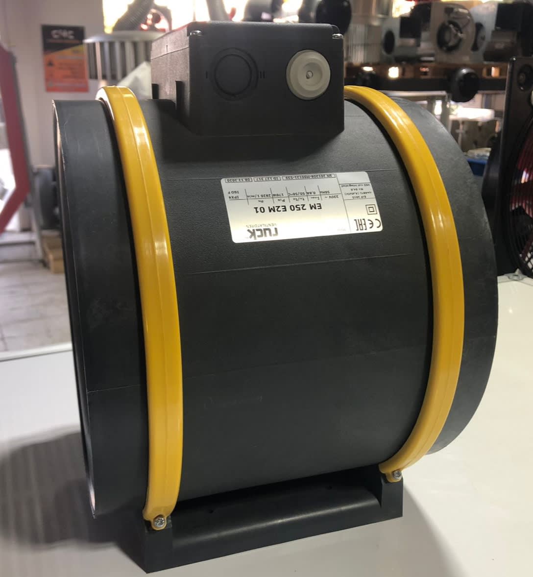 INLINE TUBE FAN RUCK EM 250 E2M 01