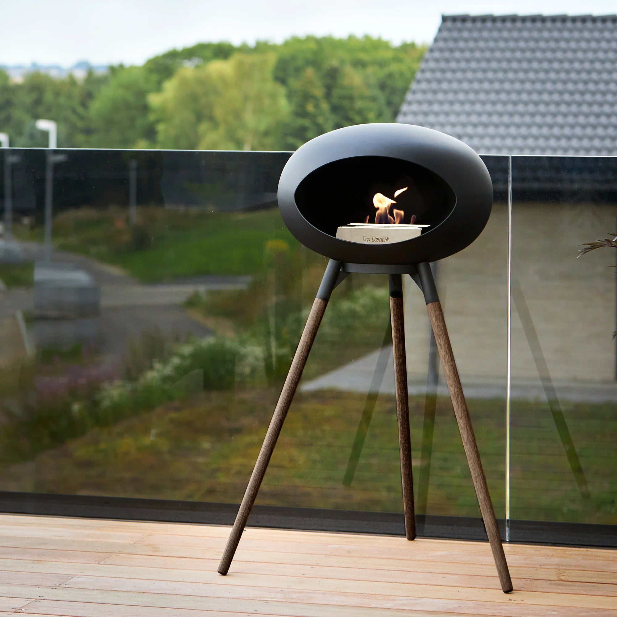 Freestanding Bioethanol Fireplace Le Feu Dome Ground - Black