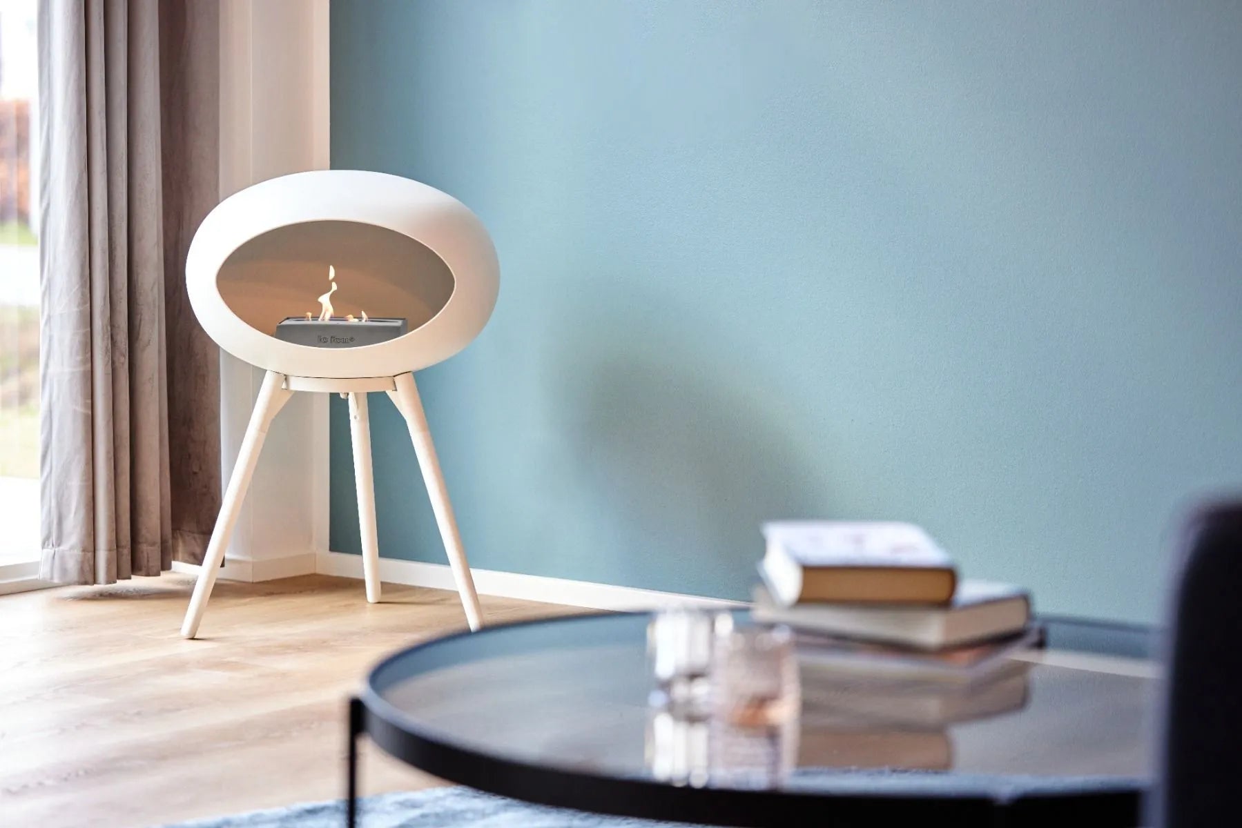 Freestanding Bioethanol Fireplace Le Feu Dome Ground Low - White
