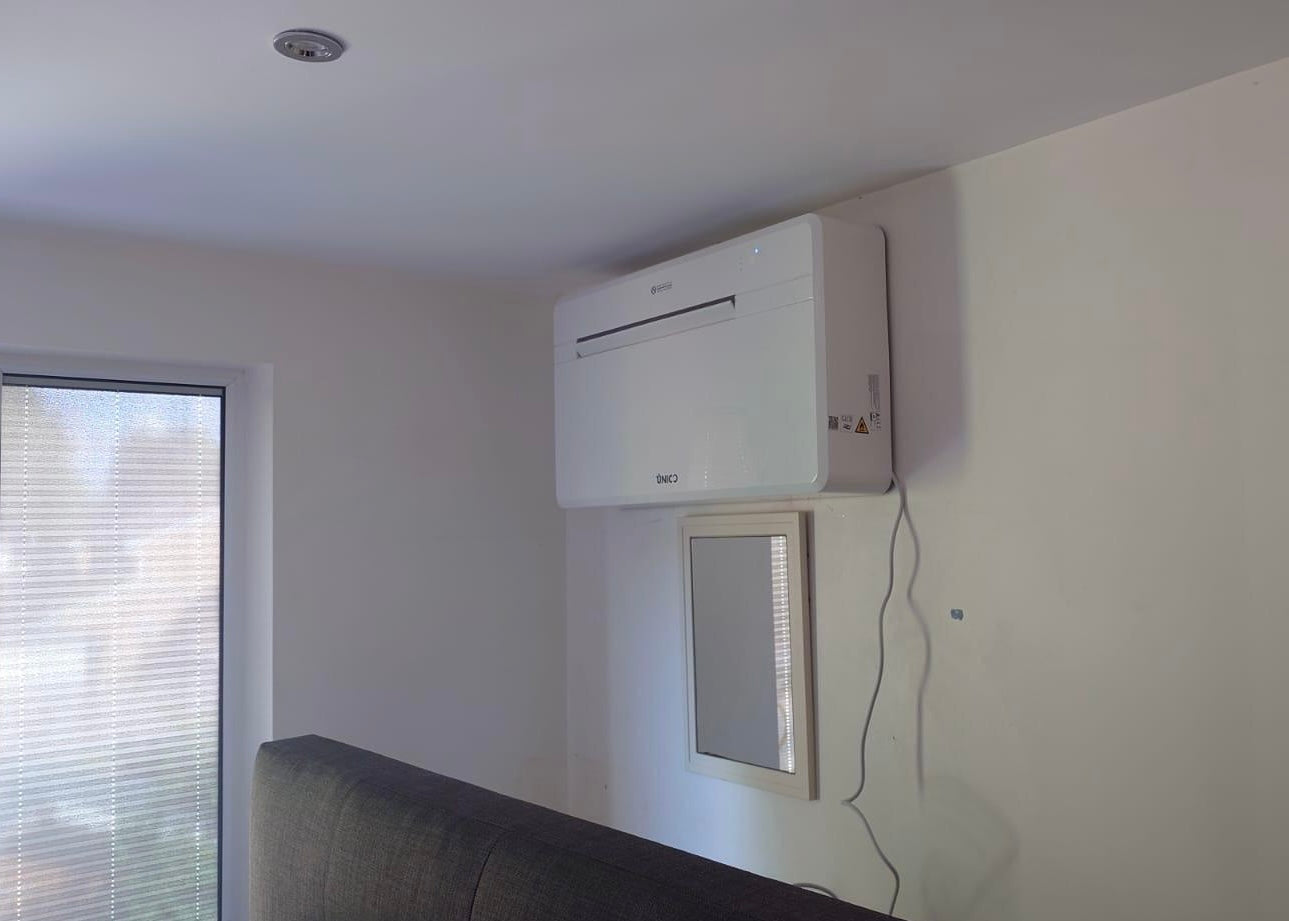 NEW 2025 Olimpia Splendid Unico EVO 25 HP Inverter 9000 BTU 2.5 kW All-in-One Air Conditioning Unit and Heat Pump with WiFi