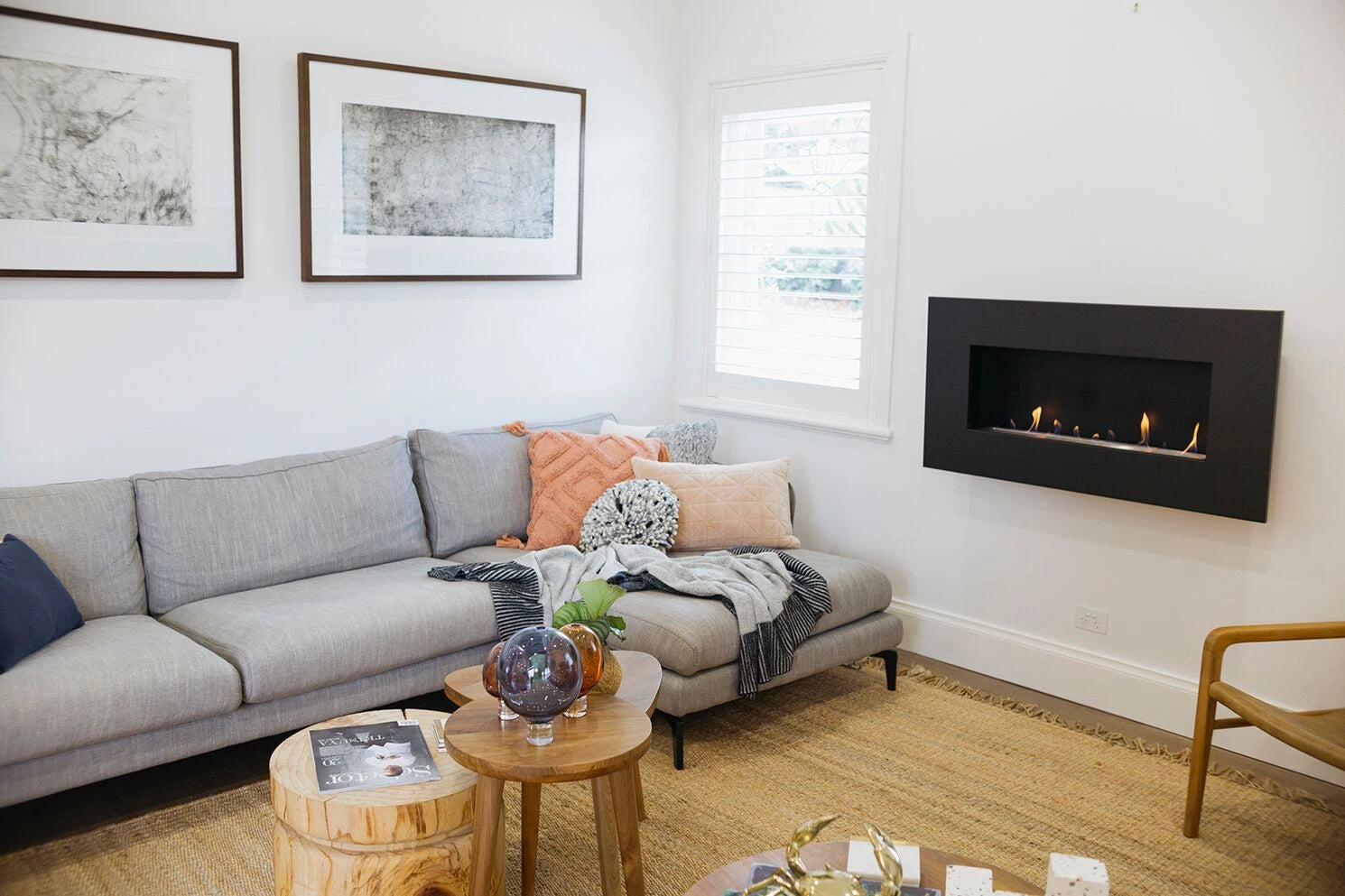 Icon Fires Nero 1150 Wall Fire - Black